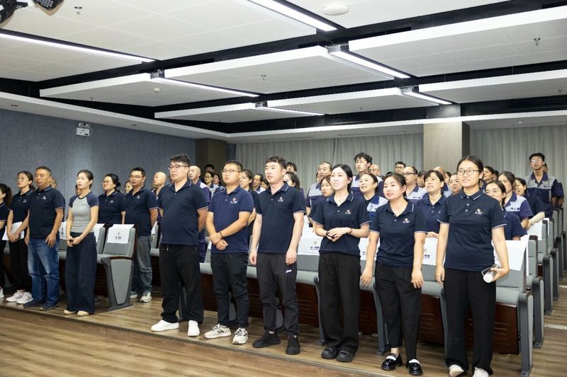 崢嶸歲月鑄軍魂，紅色精神永傳承 | 卓一牧業(yè)開展“八一”建軍節(jié)主題慶祝活動(dòng)